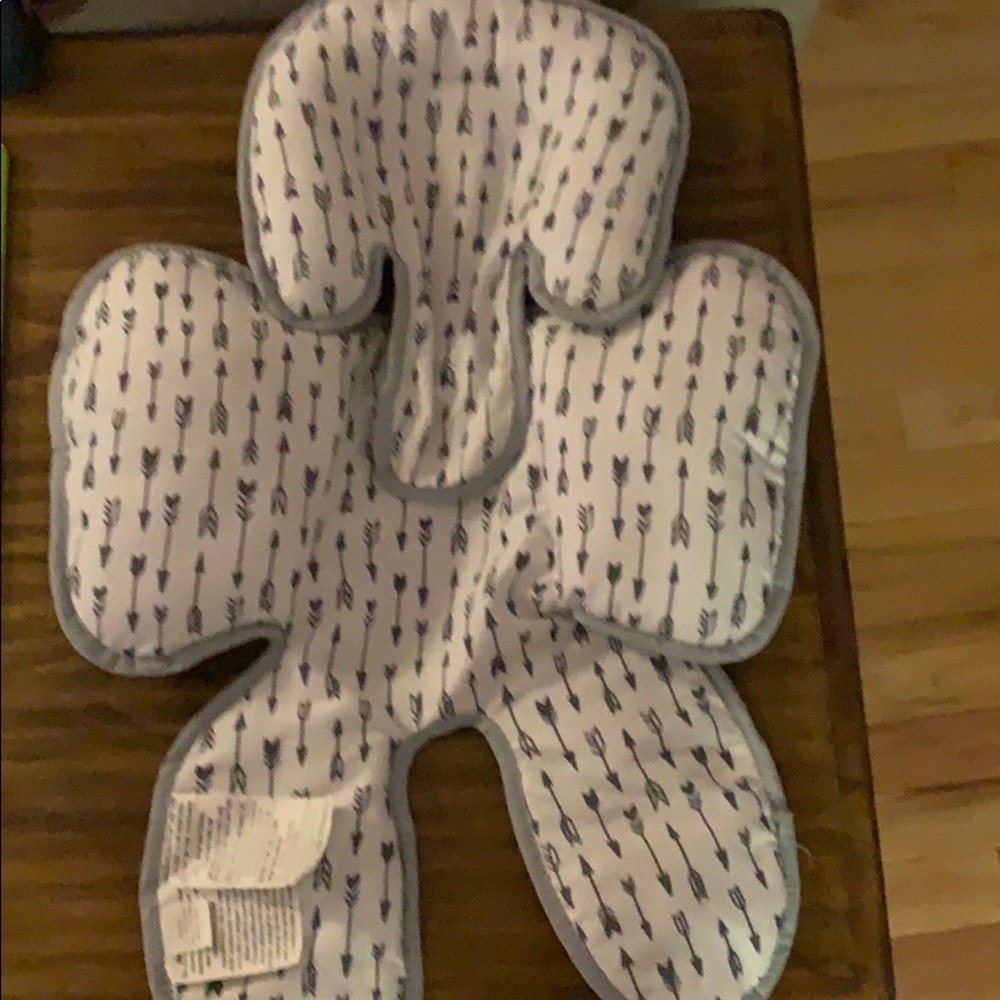 Super comfy car seat cushion